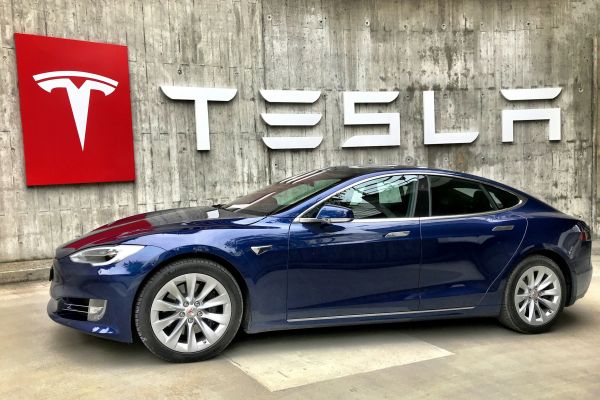 Top Reasons to Choose Tesla Rentals for Luxury in Bayonne
